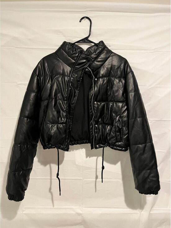 Love Tree Jackets & Blazers - Love Tree Ladies Faux Leather Cropped Puffer Jacket Black Size Womens Small